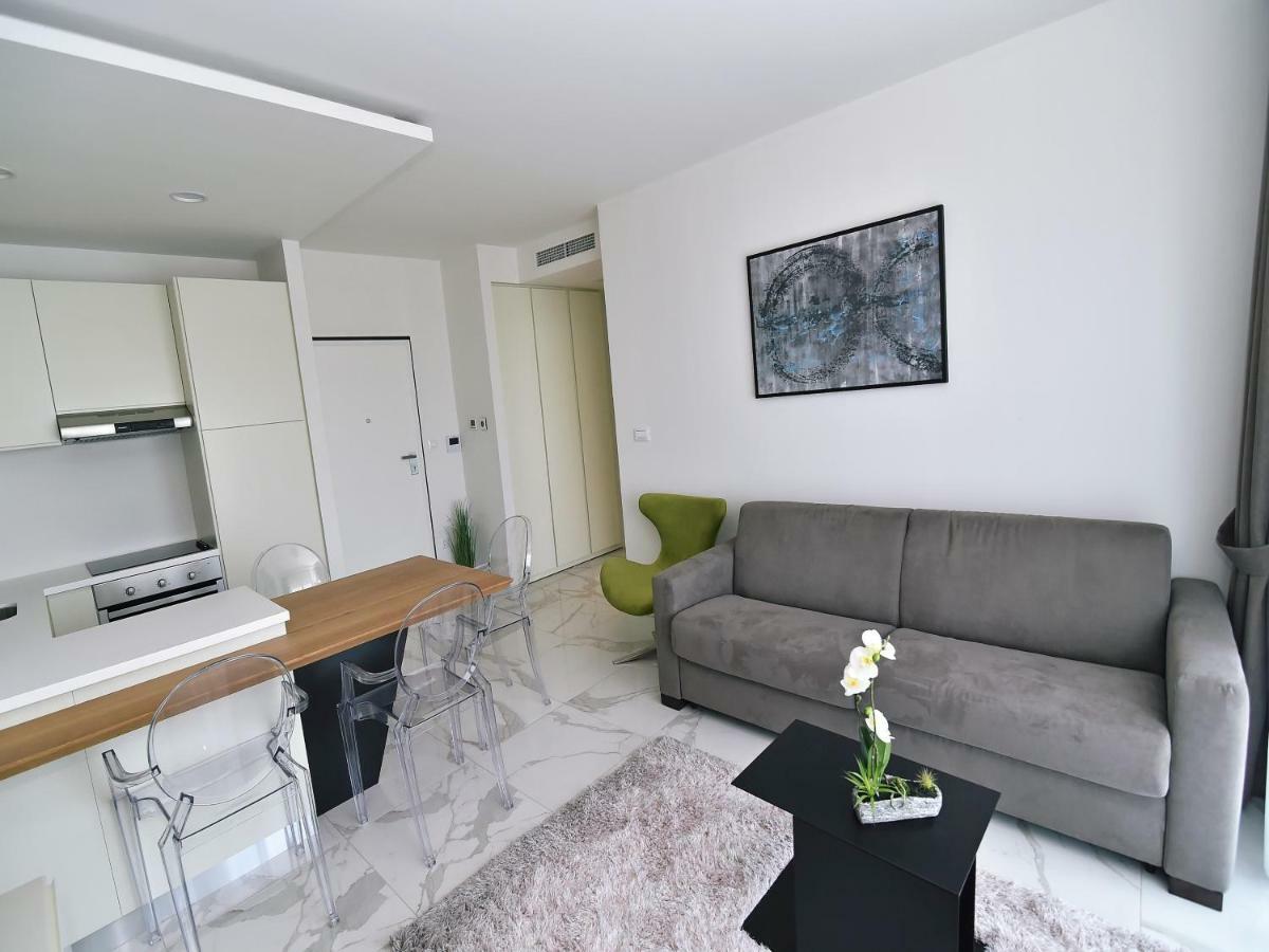 Apartments In Villa Ziza, Rooftop Swimming Pool Opatija Exterior photo