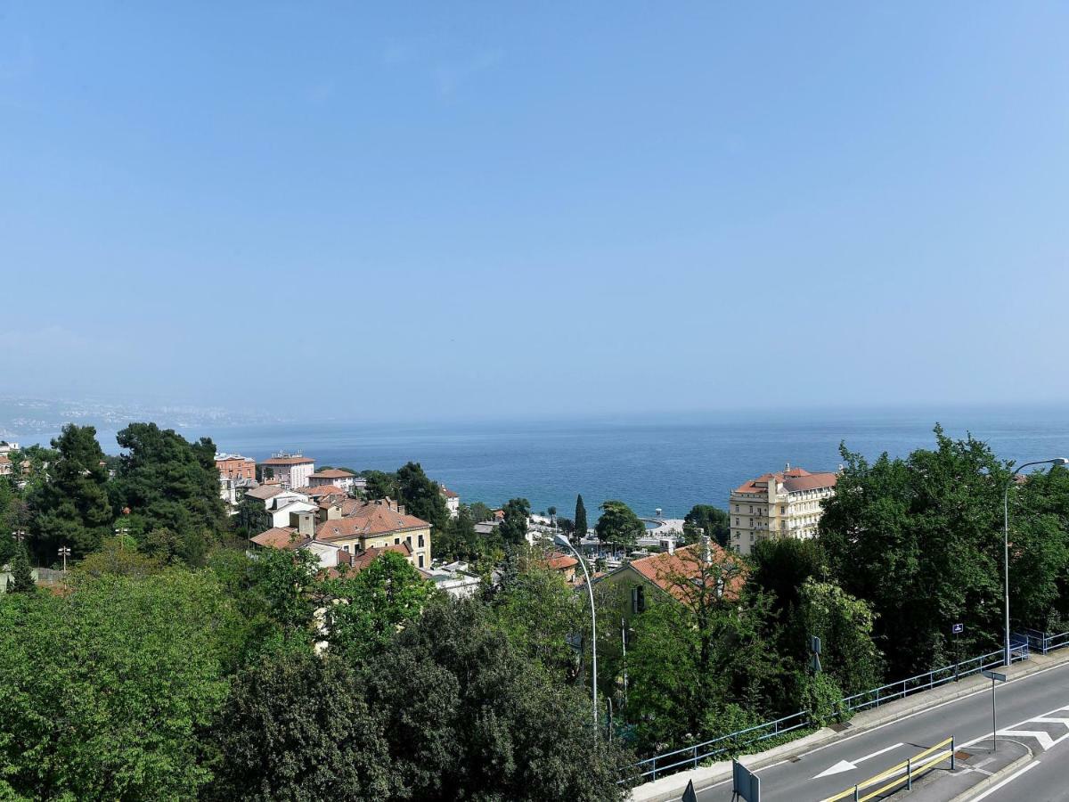 Apartments In Villa Ziza, Rooftop Swimming Pool Opatija Exterior photo