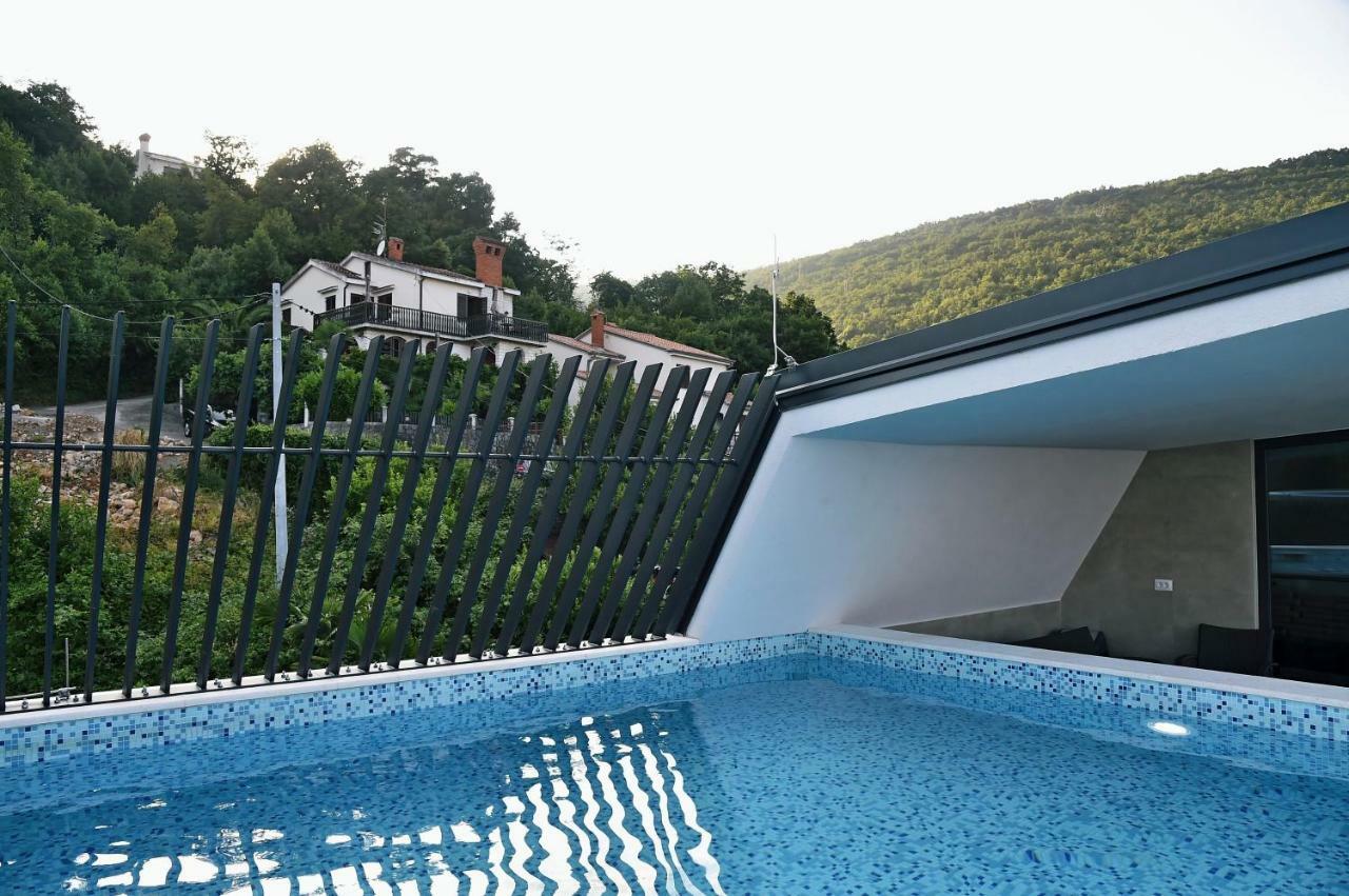 Apartments In Villa Ziza, Rooftop Swimming Pool Opatija Exterior photo