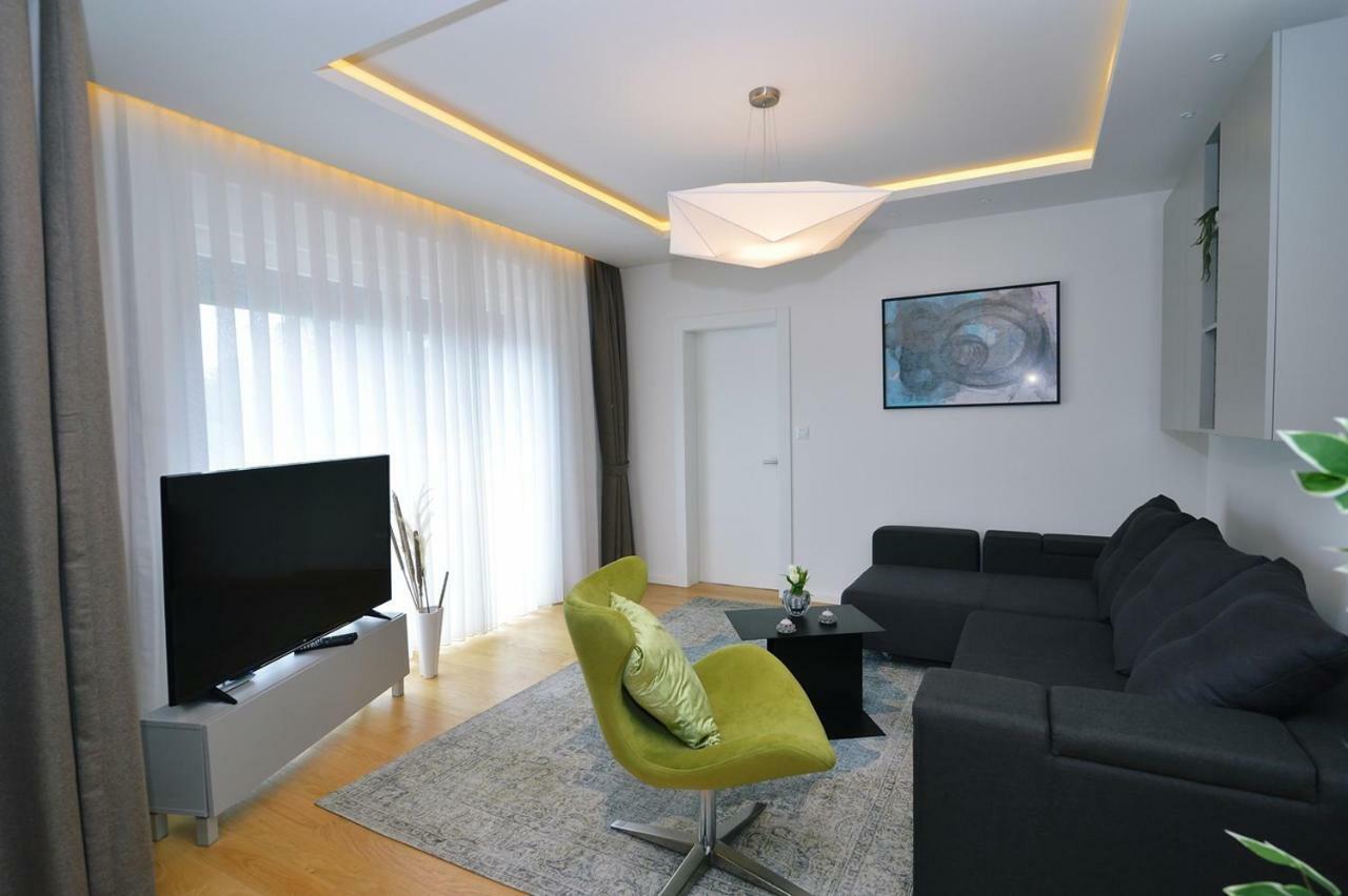 Apartments In Villa Ziza, Rooftop Swimming Pool Opatija Exterior photo